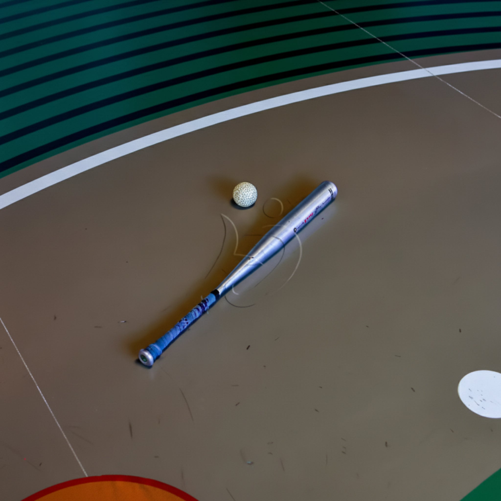 SkyLane GlassCube Interactive Baseball Simulator